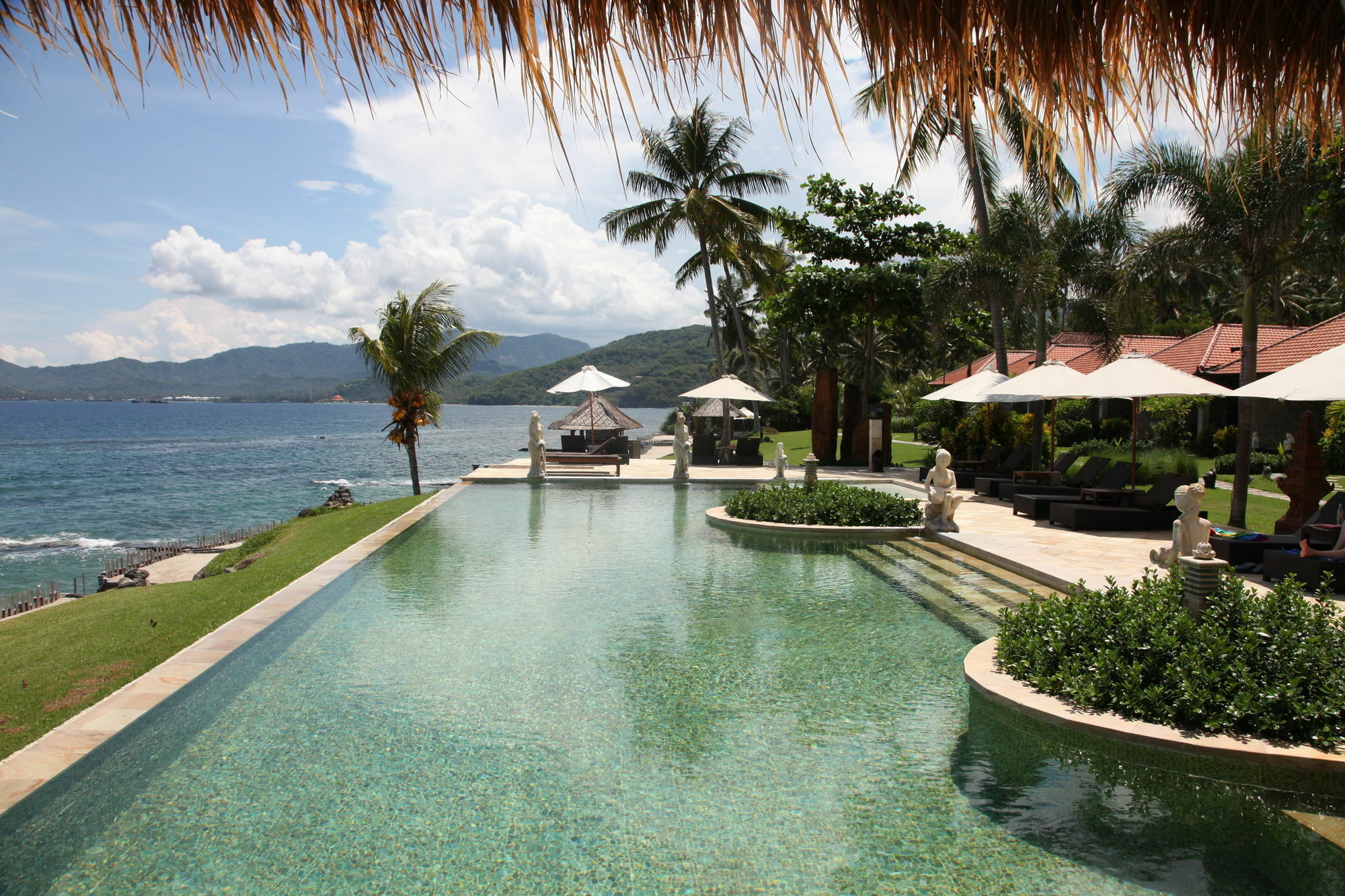 Sea Breeze Candidasa Exterior photo